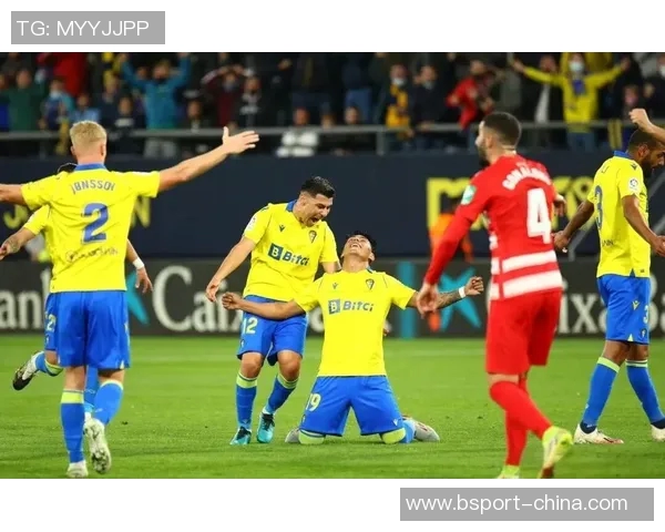 西甲热刺与多特蒙德战平帽子戏法引发转会热议与关注