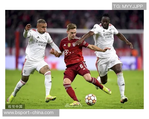 德甲激战：本菲卡逆转拜仁帽子戏法点燃全场激情与转会传闻