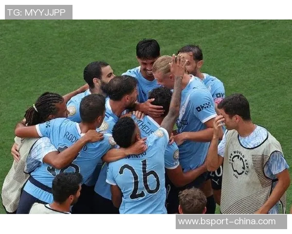 意甲盛宴曼城狂胜尤文图斯五球横扫全场引发热烈讨论