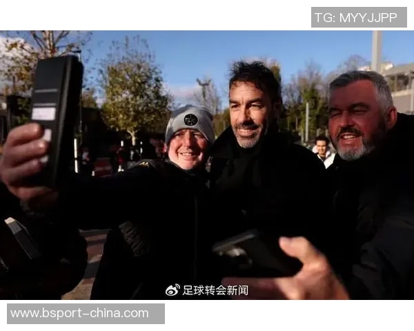 英超激战阿森纳凭借帽子戏法力克利物浦全场沸腾赛后点评分析